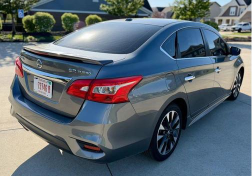 Gun Metallic 2018 Nissan Sentra SR