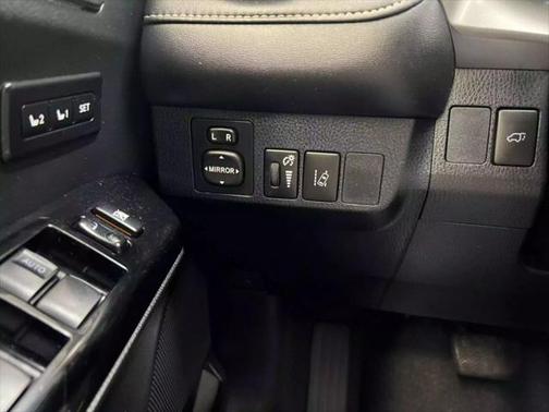 2017 Toyota RAV4 Hybrid Limited