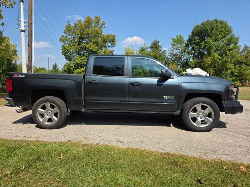 2017 Chevrolet Silverado 1500 2LT