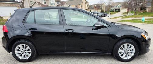 2016 Volkswagen Golf TSI 2-Door