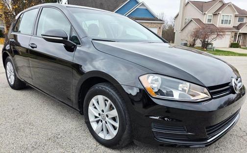 2016 Volkswagen Golf TSI 2-Door