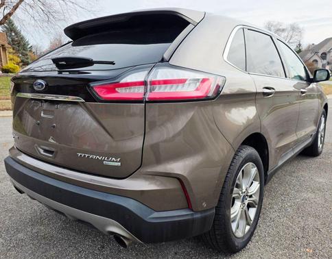 2019 Ford Edge Titanium