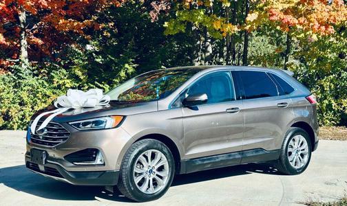 2019 Ford Edge Titanium
