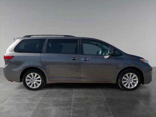 2015 Toyota Sienna XLE Premium