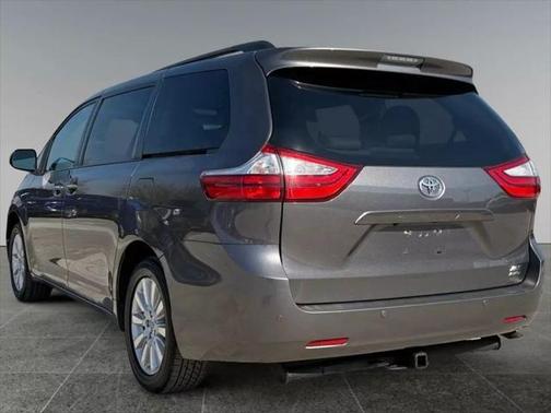 2015 Toyota Sienna XLE Premium