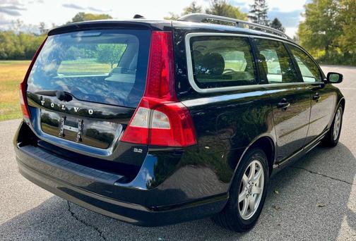 2010 Volvo V70 3.2 Wagon 4D