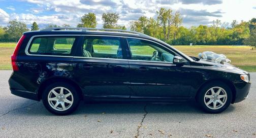 2010 Volvo V70 3.2 Wagon 4D