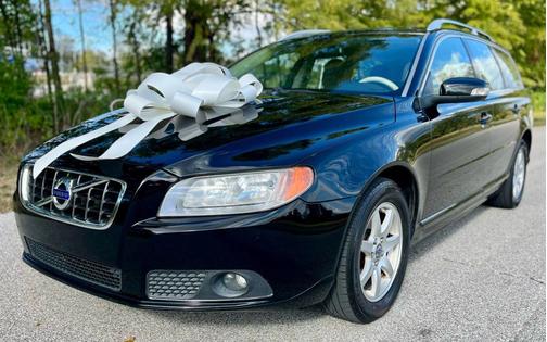 2010 Volvo V70 3.2 Wagon 4D