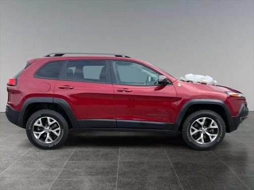 2015 Jeep Cherokee Sport