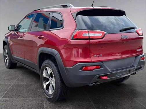 2015 Jeep Cherokee Sport