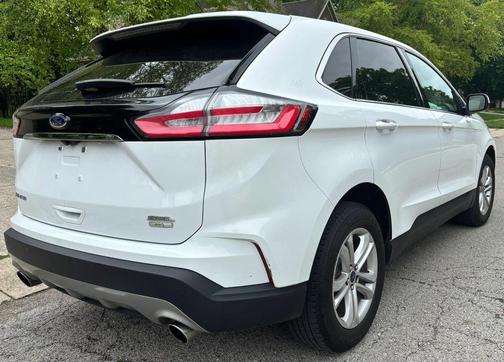Oxford White 2019 Ford Edge SEL