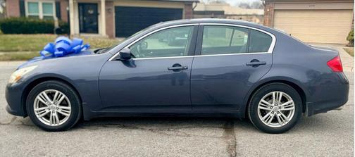 2012 INFINITI G25x Base