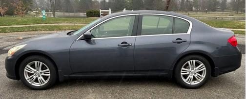 2012 INFINITI G25x Base