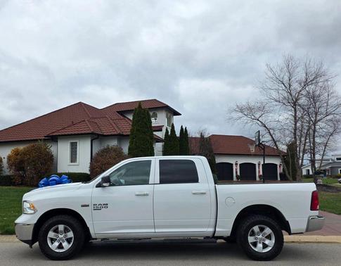 2022 RAM 1500 Classic SLT