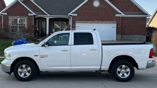 2022 RAM 1500 Classic SLT