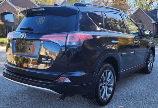 2017 Toyota RAV4 Hybrid Limited