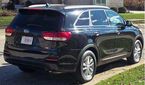 2018 Kia Sorento LX