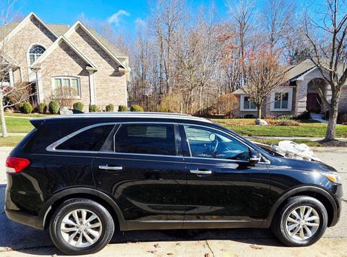 2018 Kia Sorento LX