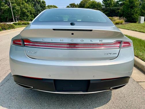 2017 Lincoln MKZ Premiere