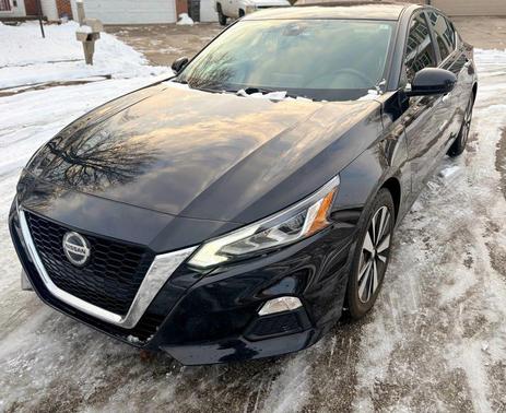 2021 Nissan Altima 2.5 SV