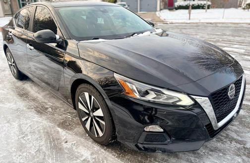 2021 Nissan Altima 2.5 SV