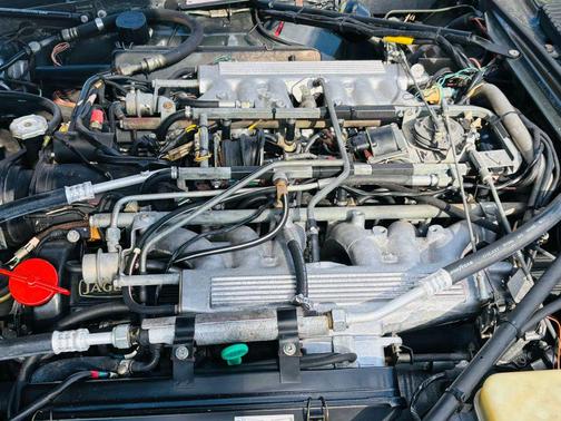 1990 Jaguar XJS XJS 2D Convertible