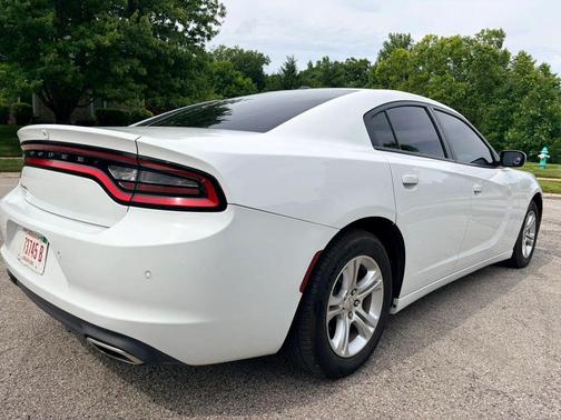 White Knuckle Clearcoat 2019 Dodge Charger SXT