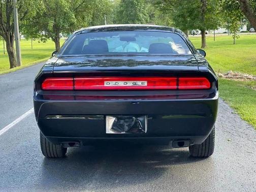 2012 Dodge Challenger SXT