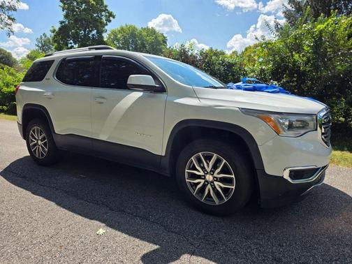 2018 GMC Acadia SLE-2