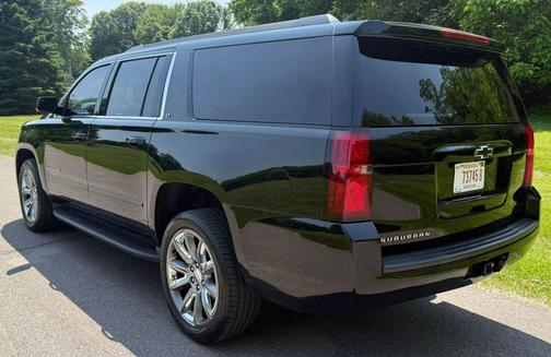 2020 Chevrolet Suburban LT