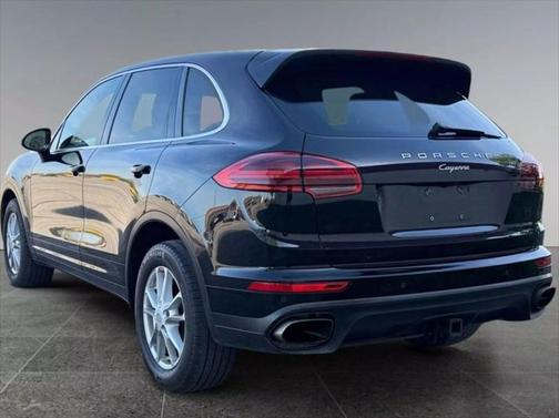 2016 Porsche Cayenne Base