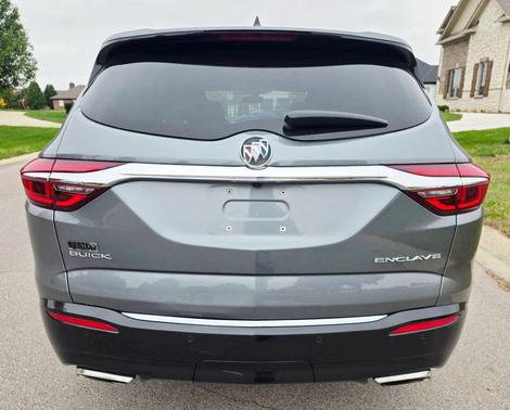 2018 Buick Enclave Essence