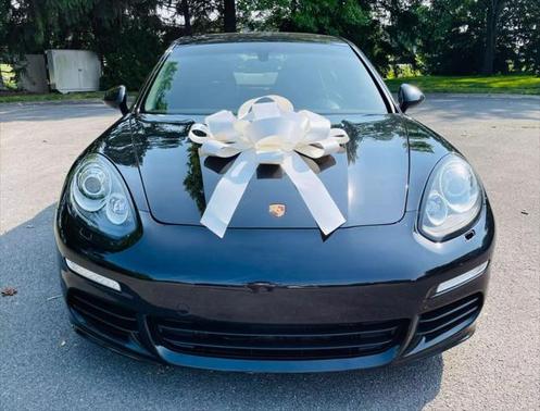 2015 Porsche Panamera 4