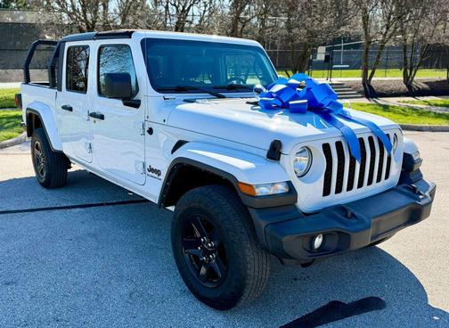 Bright White Clearcoat 2022 Jeep Gladiator Sport S