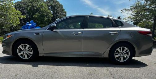 Titanium Silver 2018 Kia Optima LX