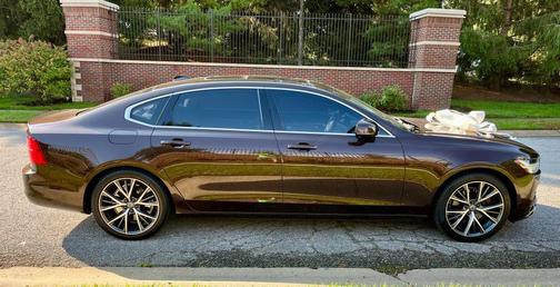 2018 Volvo S90 T5 Momentum