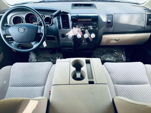 2010 Toyota Tundra Grade