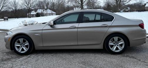2013 BMW 528 528i Sedan 4D