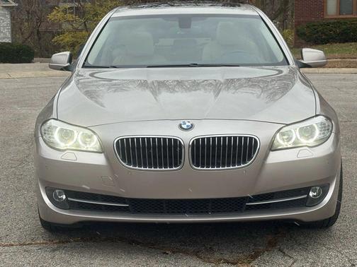2013 BMW 528 i