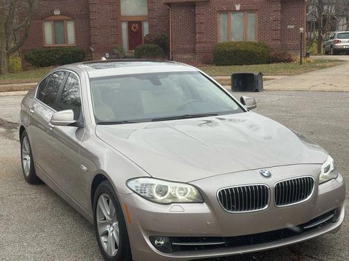 2013 BMW 528 i