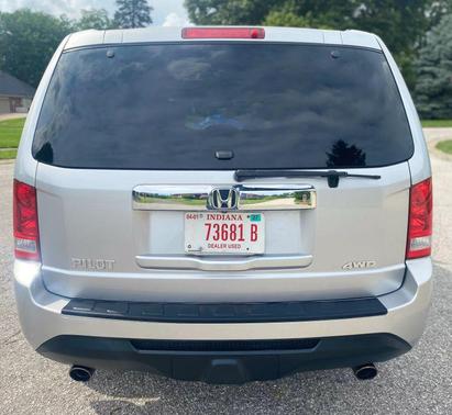 Alabaster Silver Metallic 2012 Honda Pilot EX-L