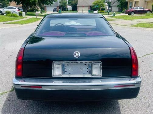 1992 Cadillac Eldorado Standard