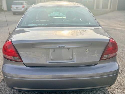 2007 Ford Taurus SE