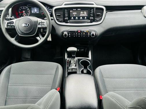 2020 Kia Sorento L