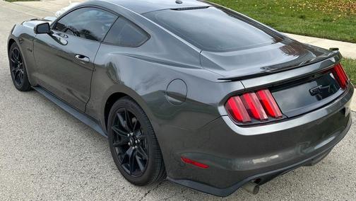 2017 Ford Mustang GT Premium