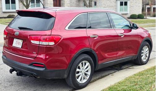 2016 Kia Sorento LX
