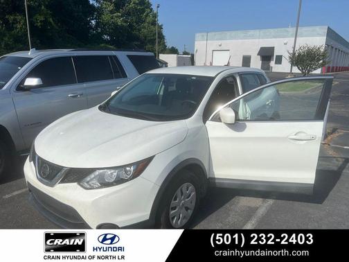 Glacier White 2019 Nissan Rogue Sport S