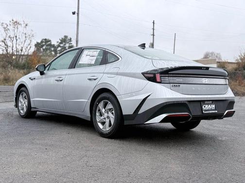 Aero Silver 2026 Hyundai SONATA SE
