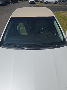 Crystal White Tricoat 2016 Cadillac XTS Luxury