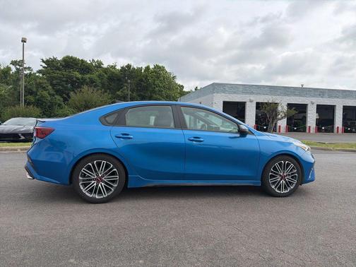 Sporty Blue 2023 Kia Forte GT